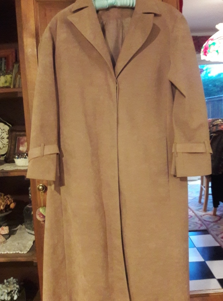 Ultrasuade tan peacoat